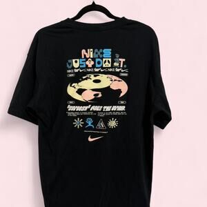 Nike Air Loose Fit Tee black graphic tee Size Large
